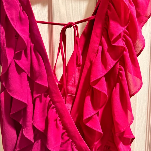 Wayf Fuchsia  Ruffled Sleeveless Maxi Dress Size L - Picture 10 of 14